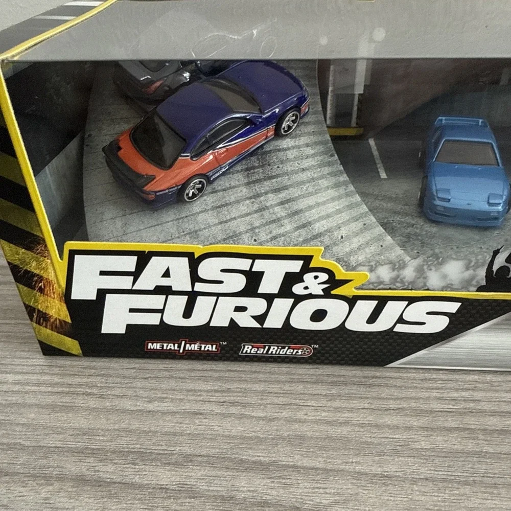 Hot Wheels Toy Cars, Premium Fast & Furious Tokyo Drift Bundle, 5 1:64 Scale...